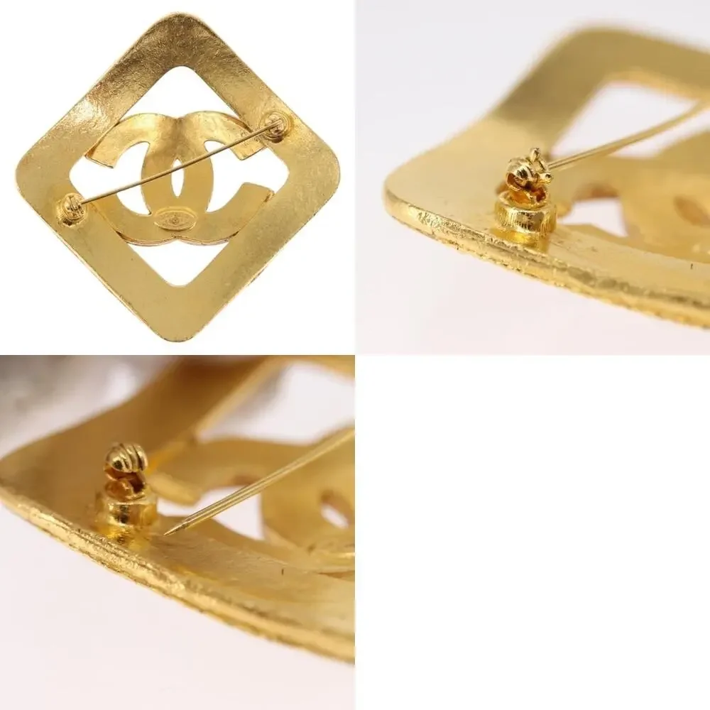 Chanel CC Brooch - Picture 3 of 3